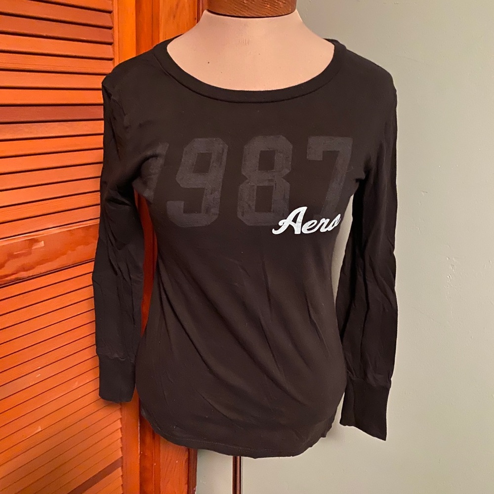 Bundle of 2 AERO Long Sleeve Tees.